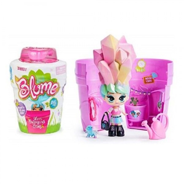 Muñeca blume coleccionable