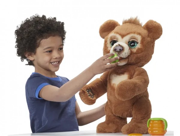 FurReal CUBBY THE CURIOUS BEAR